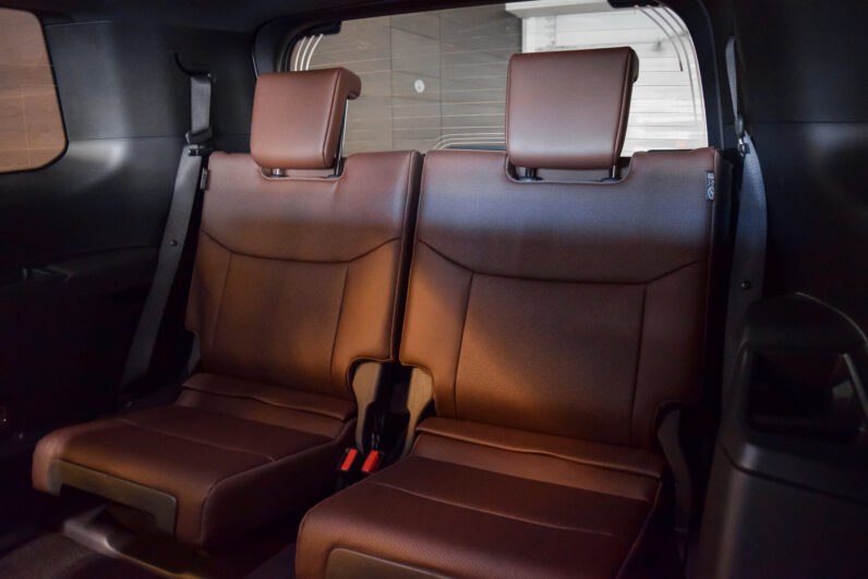 Toyota Land Cruiser VX Hybrid 7P lleno