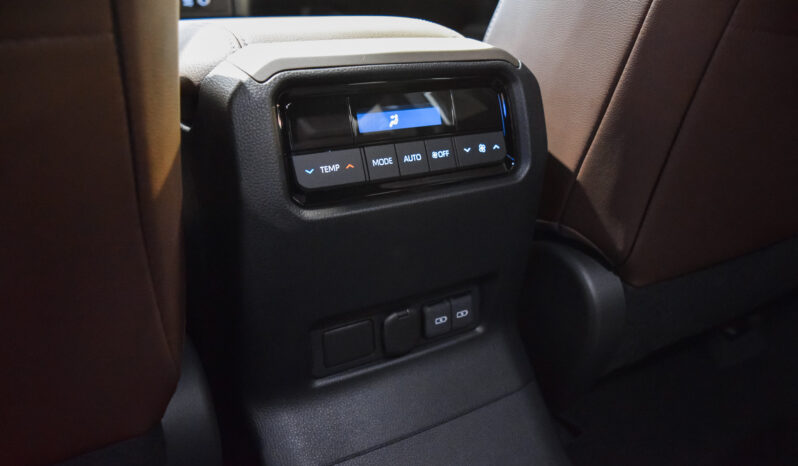 Toyota Land Cruiser VX Hybrid 7P lleno