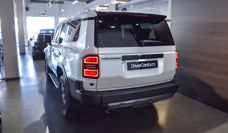 Toyota Land Cruiser VX Hybrid 7P lleno