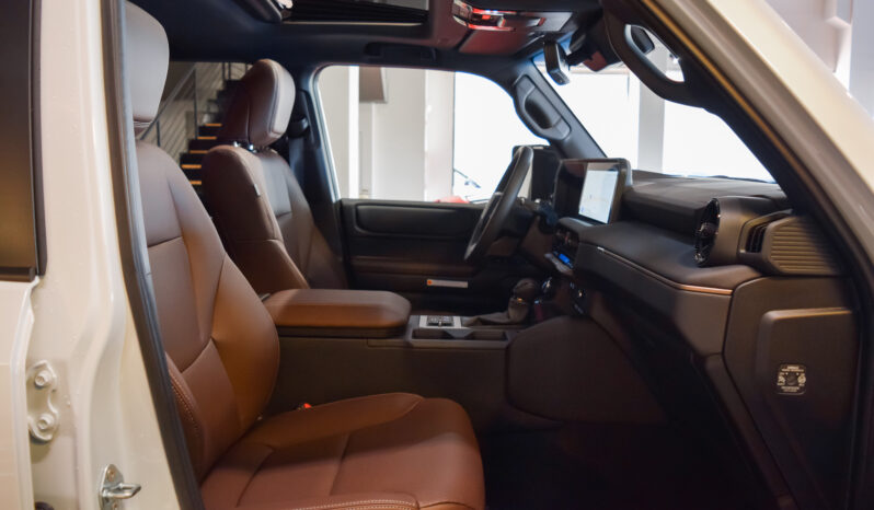 Toyota Land Cruiser VX Hybrid 7P lleno