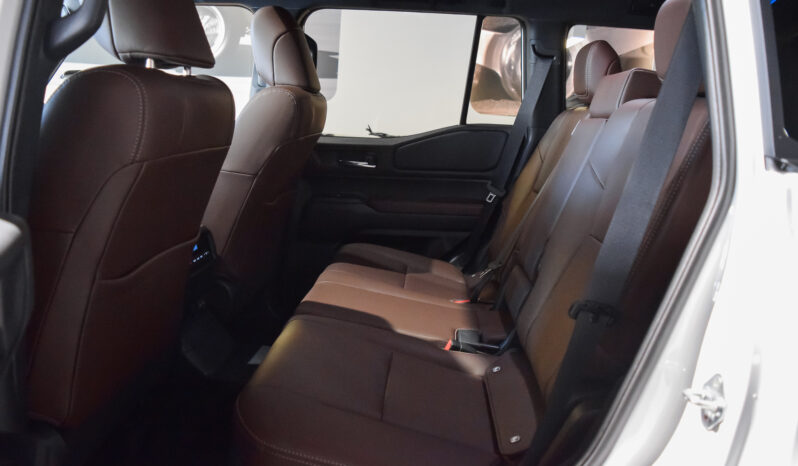 Toyota Land Cruiser VX Hybrid 7P lleno