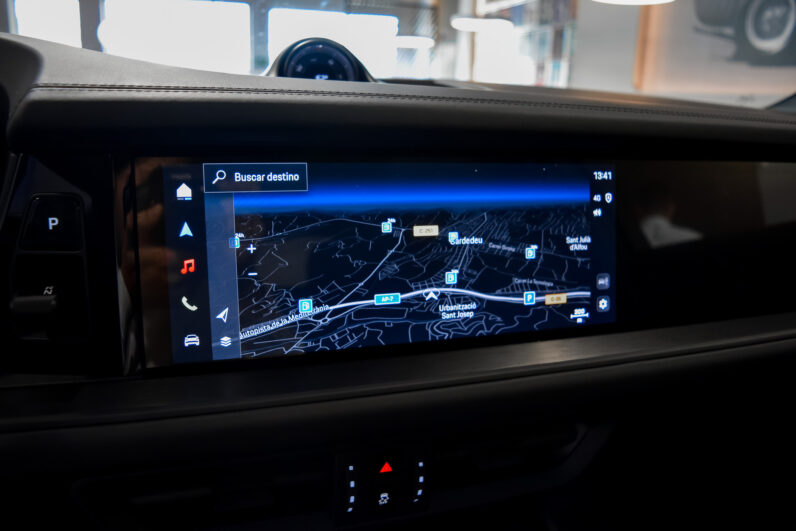 Porsche Cayenne Coupé E-Hybrid Black Edition lleno