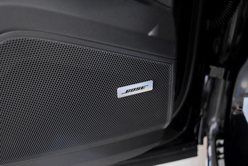 Porsche Cayenne Coupé E-Hybrid Black Edition lleno
