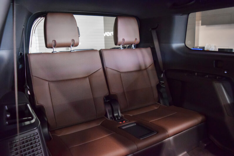 Toyota Land Cruiser VX Hybrid 7P lleno