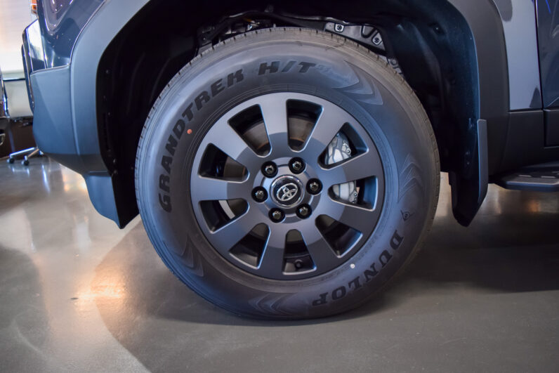 Toyota Land Cruiser VX Hybrid 7P lleno