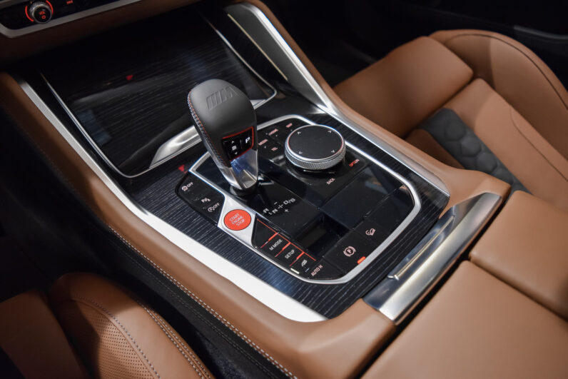 BMW X6 M Competition lleno