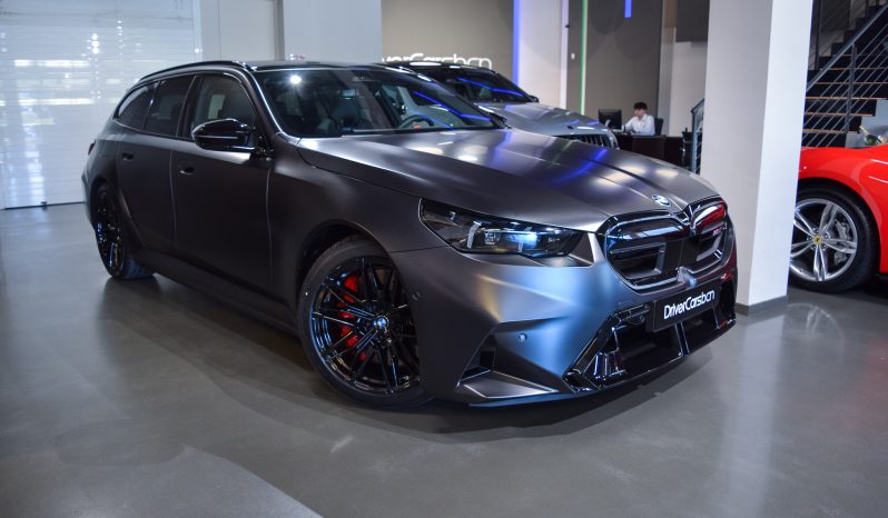 BMW M5 Touring full