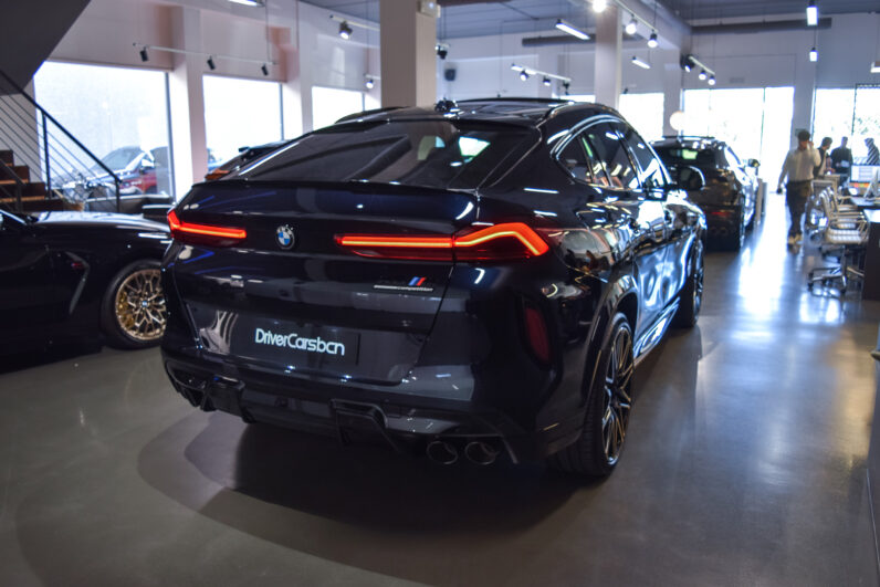 BMW X6 M Competition lleno
