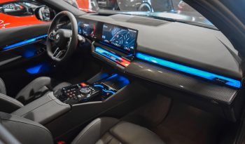BMW M5 Touring full