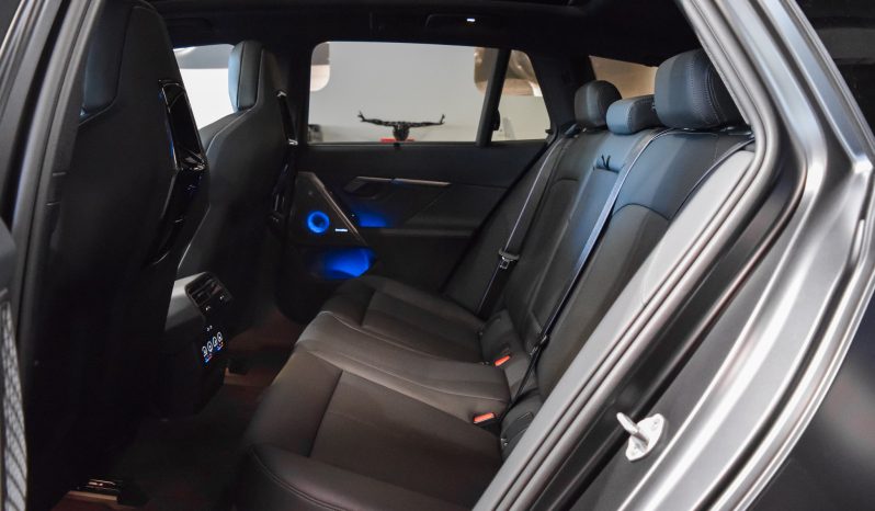 BMW M5 Touring full