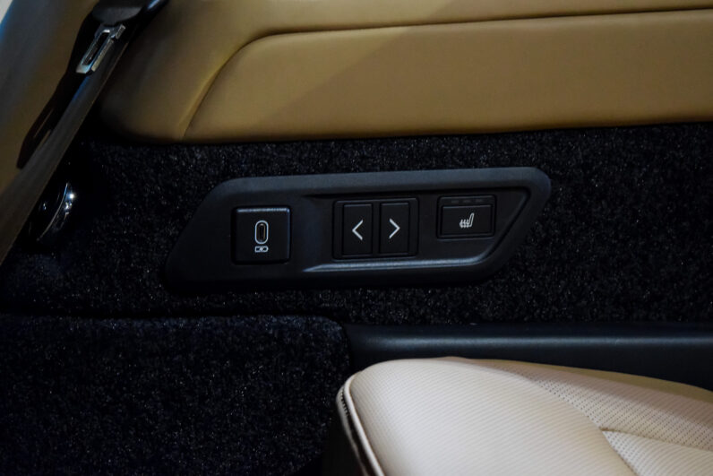 Range Rover Autobiography LWB 7p lleno
