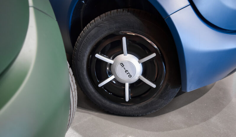 Micro Microlino L7e 105 kWh Mate lleno