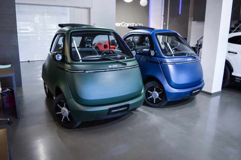 Micro Microlino L7e 105 kWh Mate lleno