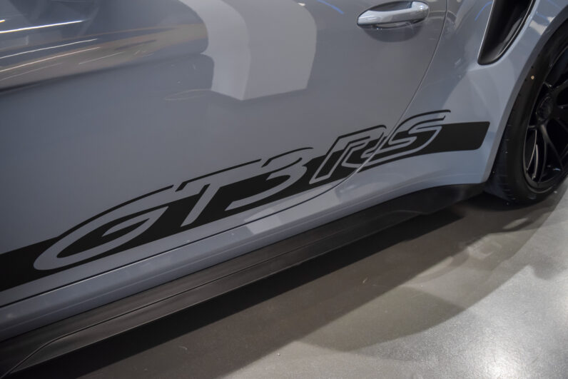 Porsche 911 (992) GT3 RS lleno