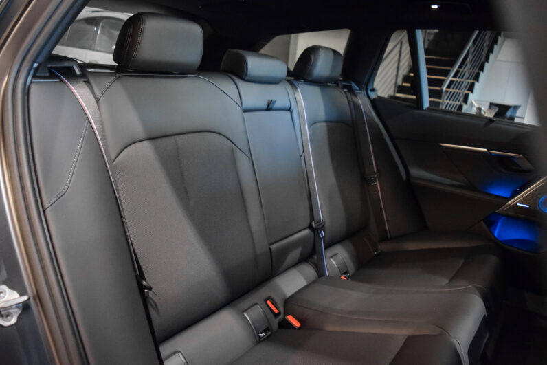 BMW M5 Touring lleno
