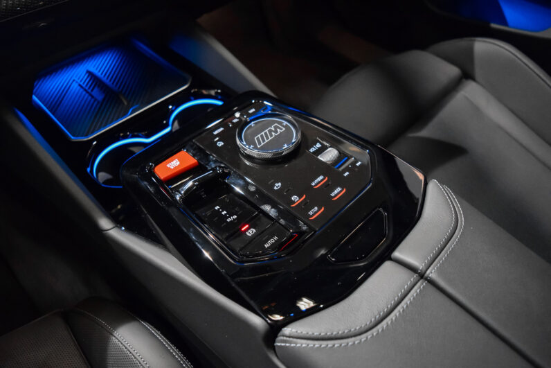 BMW M5 Touring lleno