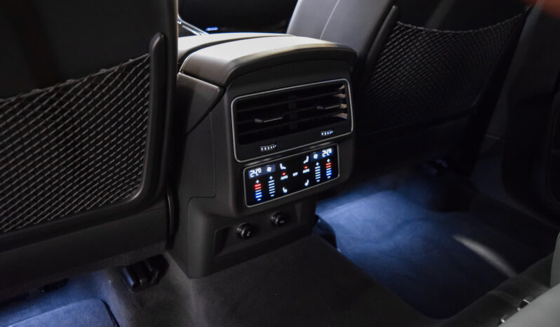 Audi Q8 50 TDI S-Line MY25 lleno