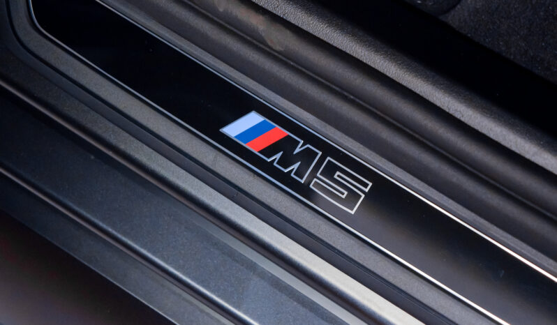 BMW M5 Touring lleno