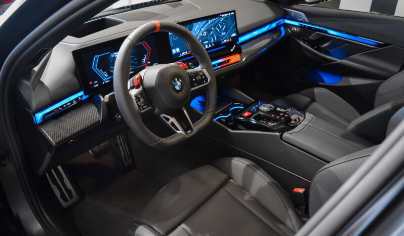 BMW M5 Touring lleno