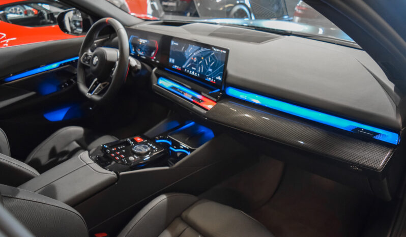 BMW M5 Touring lleno