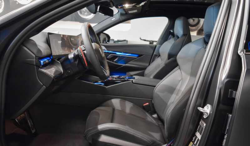 BMW M5 Touring lleno