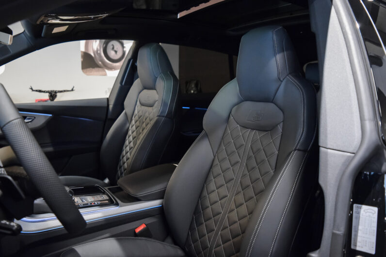 Audi Q8 50 TDI S-Line MY25 lleno
