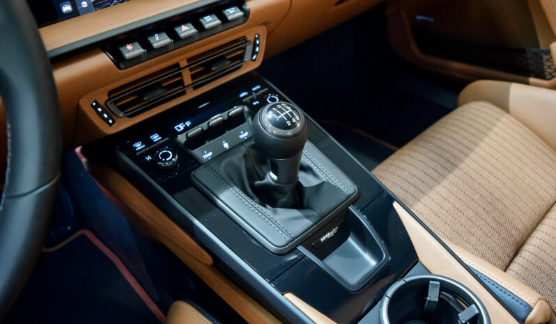 Porsche 911 S/T lleno