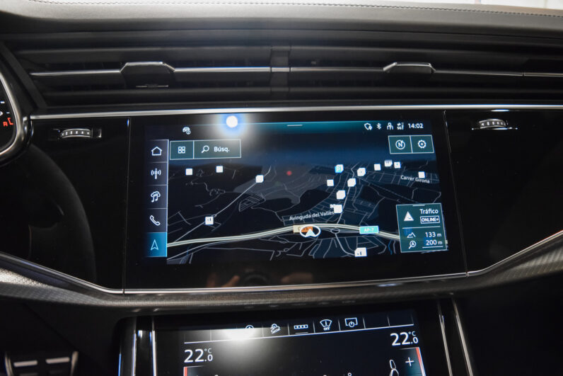 Audi RSQ8 Performance lleno