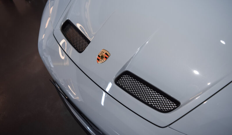 Porsche 911 S/T lleno