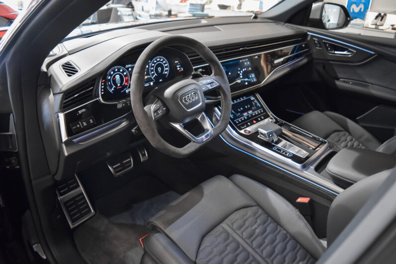 Audi RSQ8 Performance lleno