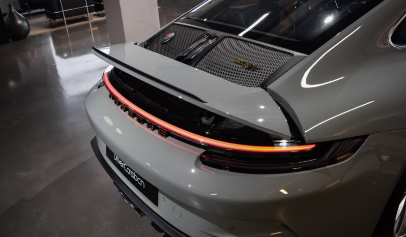 Porsche 911 S/T lleno