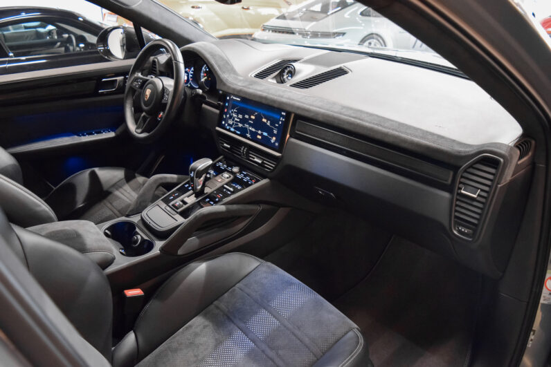 Porsche Cayenne Coupé Turbo GT lleno