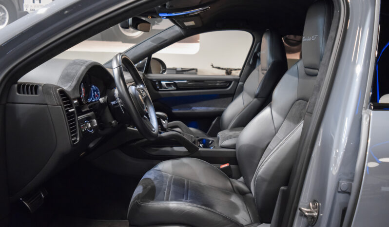 Porsche Cayenne Coupé Turbo GT lleno