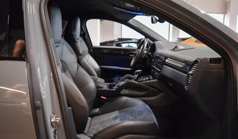 Porsche Cayenne Coupé Turbo GT lleno