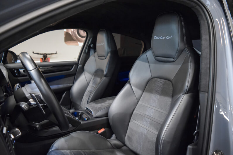 Porsche Cayenne Coupé Turbo GT lleno