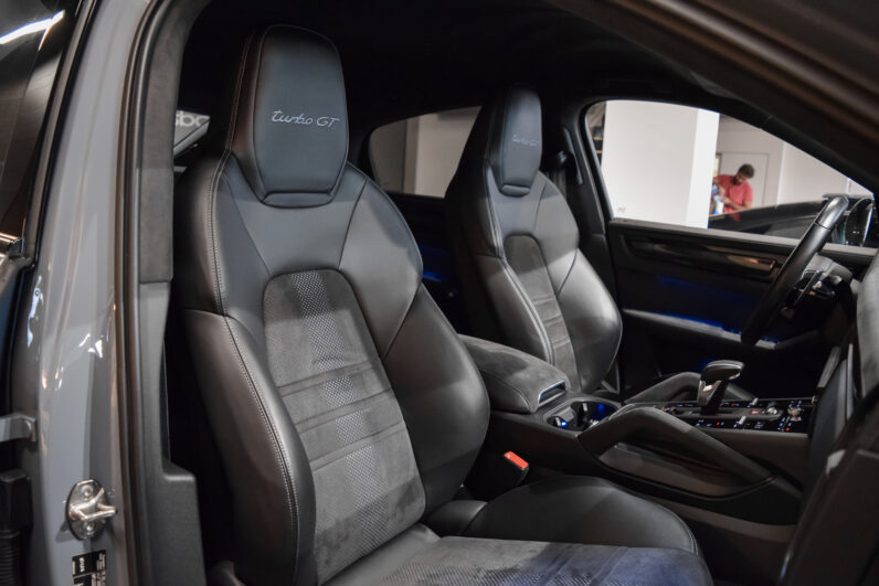 Porsche Cayenne Coupé Turbo GT lleno