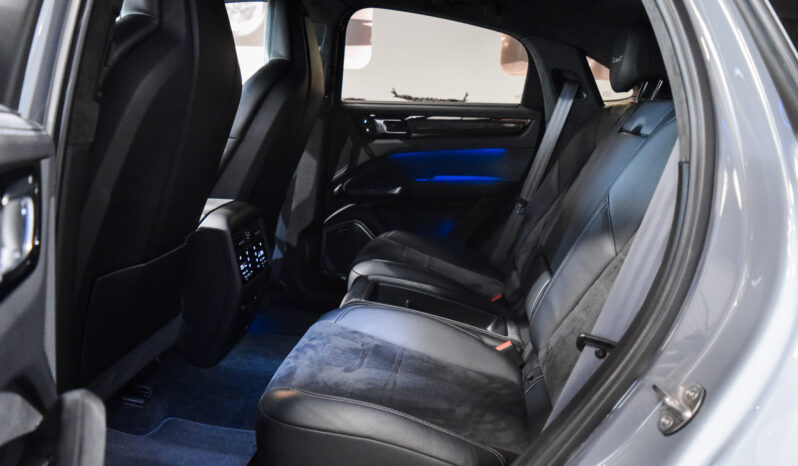 Porsche Cayenne Coupé Turbo GT lleno