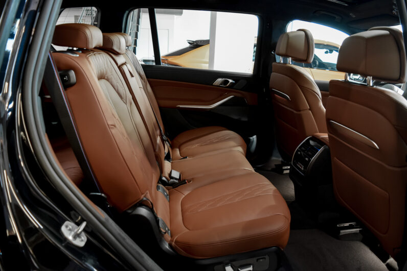 BMW X7 40d M Sport Pro 7P lleno