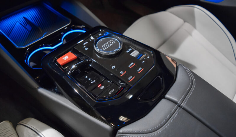 BMW M5 Berlina lleno