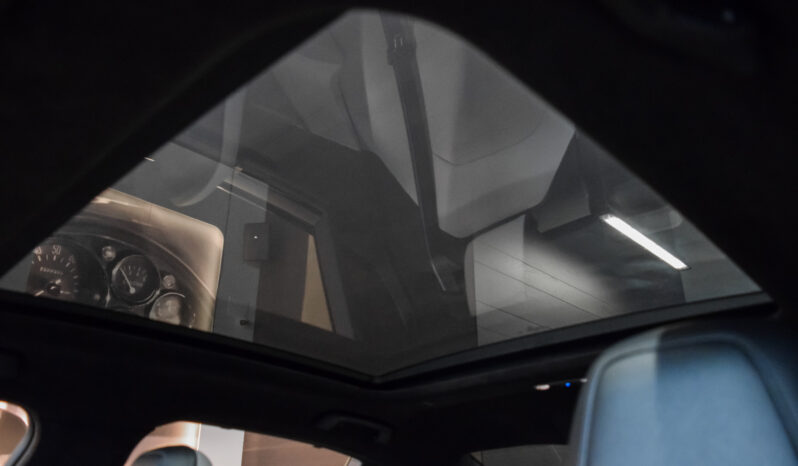 BMW M5 Berlina lleno