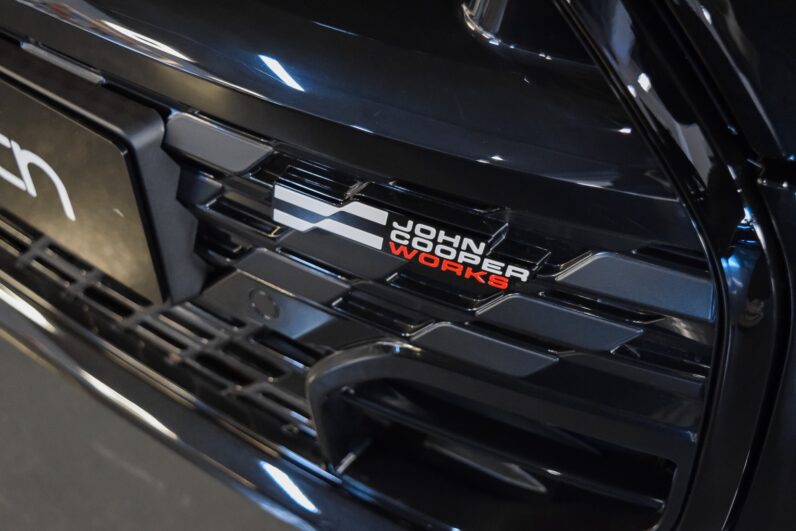 Mini John Cooper Works lleno
