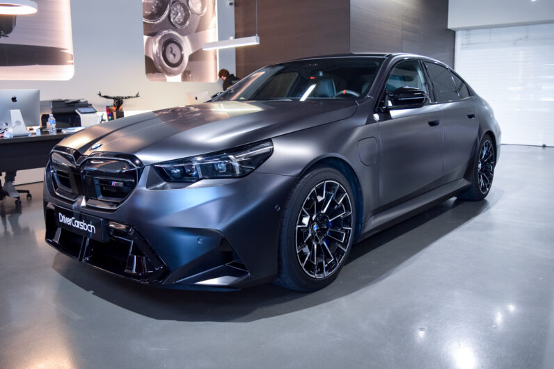 BMW M5 Berlina lleno