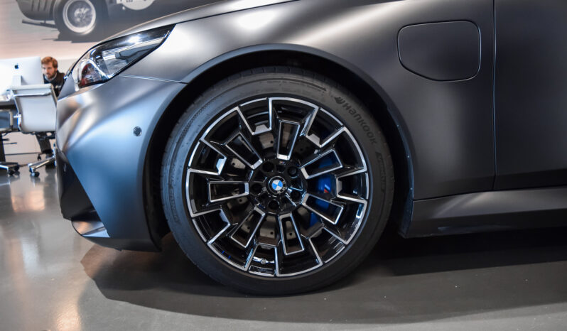 BMW M5 Berlina lleno