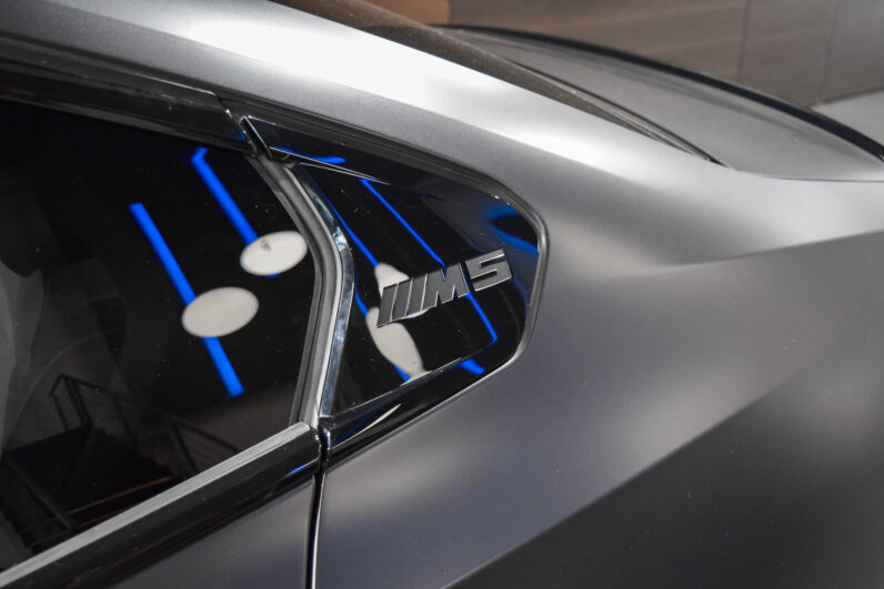 BMW M5 Berlina lleno