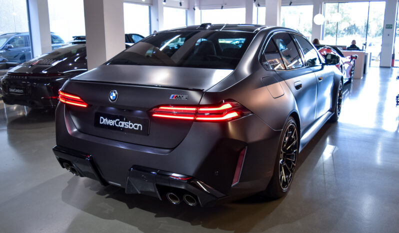 BMW M5 Berlina lleno