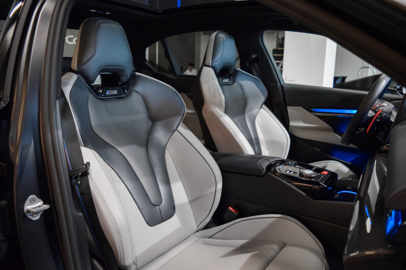 BMW M5 Berlina lleno