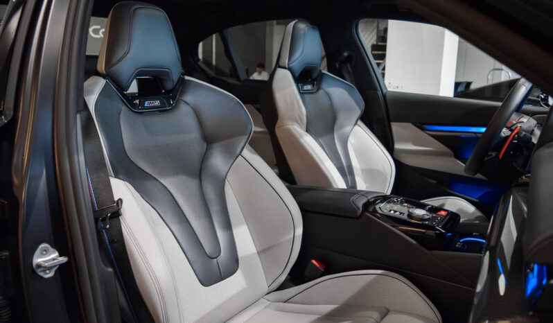 BMW M5 Berlina lleno