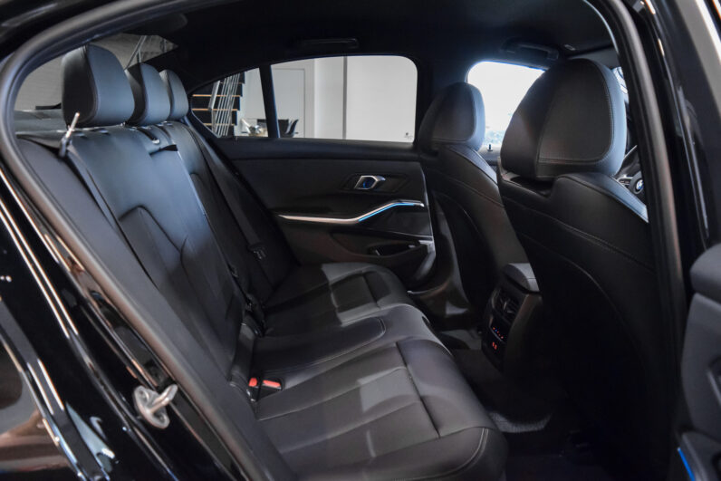 BMW Serie 3 18d M Sport lleno