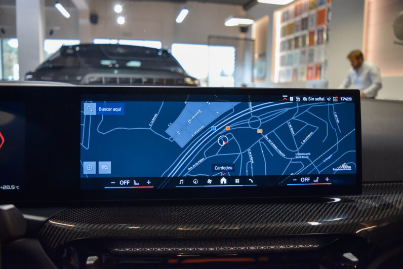 BMW M4 Competition lleno
