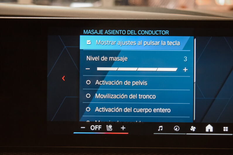 BMW XM 50e lleno